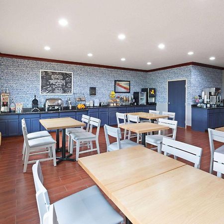 格林内尔贝斯特韦斯特优质先鋒套房酒店 Grinnell 外观 照片