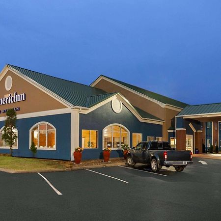 格林内尔贝斯特韦斯特优质先鋒套房酒店 Grinnell 外观 照片